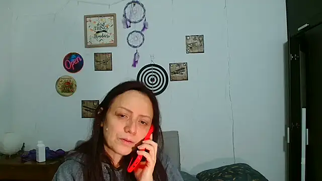catalinamommyx online show from May 12, 2:20 am