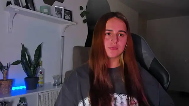 evy orange1 online show from February 11, 4:47 am