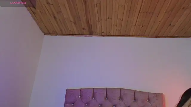 miaa saenz1 online show from September 12, 4:24 am