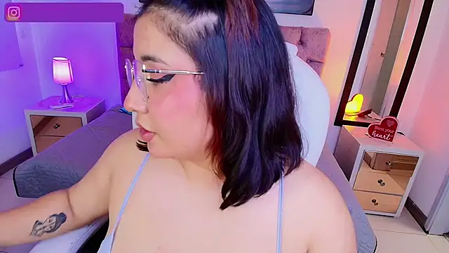 Emma monserrat online show from September 27, 8:16 pm