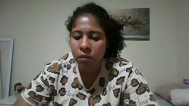 Ivon-09 online show from June 3, 10:59 pm