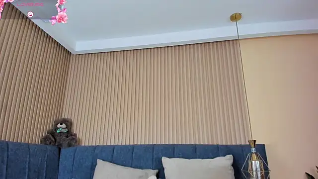 kathecute   online show from September 30, 1:33 am