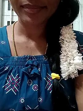 Ambika01 online show from October 18, 1:36 pm