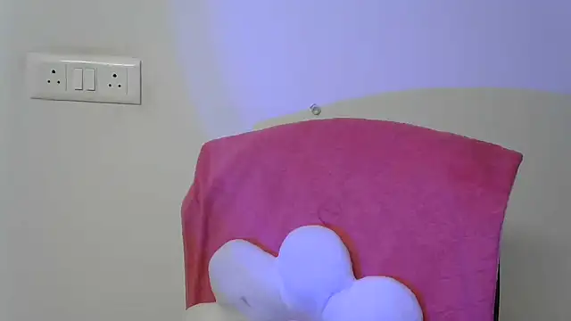 amrita2210 online show from October 7, 6:56 pm