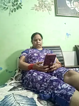 Kavya kapoor online show from October 20, 6:33 pm