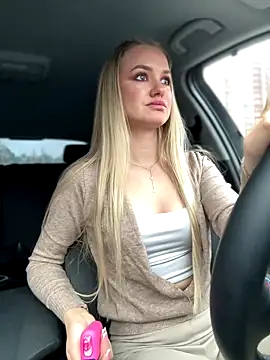 Devill Angel  online show from November 1, 10:41 am