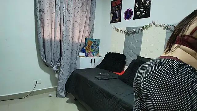 scarlett  morgan online show from March 25, 3:04 pm