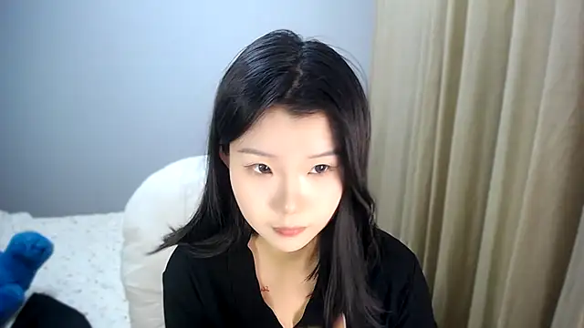 peggy-panda online show from October 25, 8:33 am