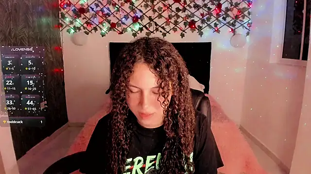 Lilith Miller21 online show from September 30, 8:35 pm