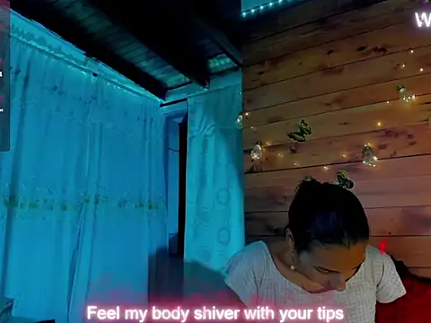 mykaelahoney online show from October 4, 6:19 am