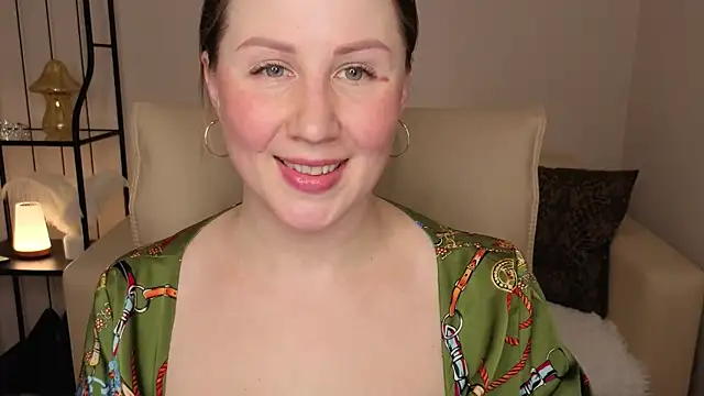 Helens love online show from April 20, 8:50 am