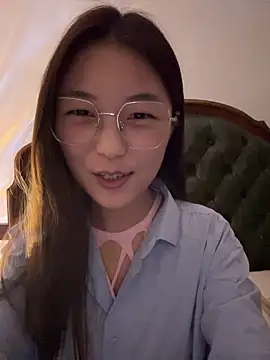 Sweet-Angel999 online show from April 21, 3:52 pm