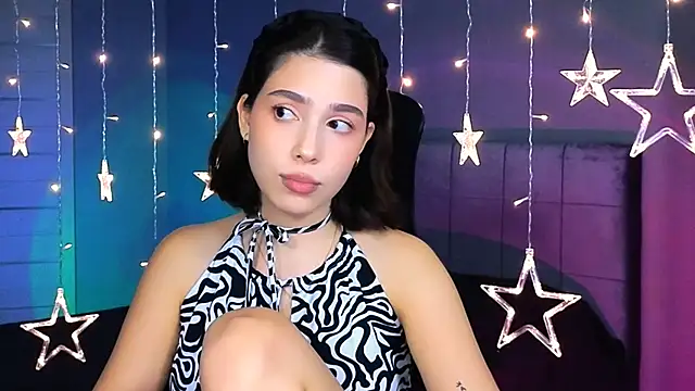 Stacy Gonzales  online show from October 11, 9:47 am