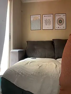 Nathrickkk online show from April 12, 1:47 pm