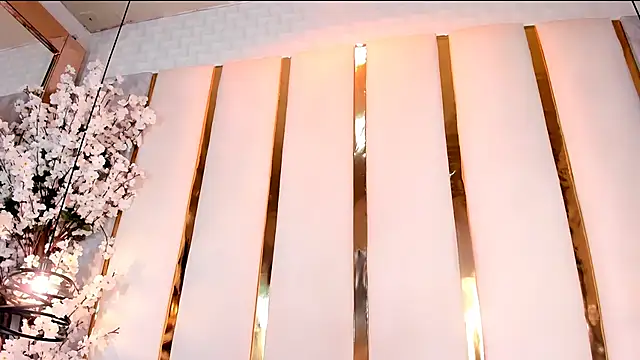 julietajackson 1 online show from January 16, 9:22 pm