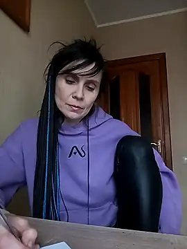 Francenia lolis online show from November 29, 8:51 am