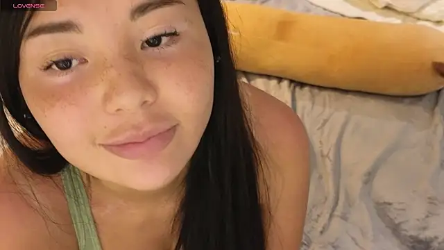 clementinena online show from October 1, 5:45 am