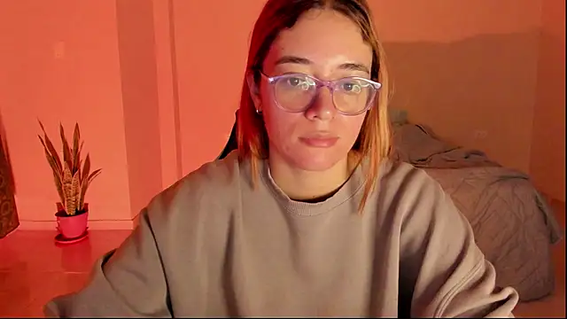 atenas 05  online show from February 24, 10:25 am