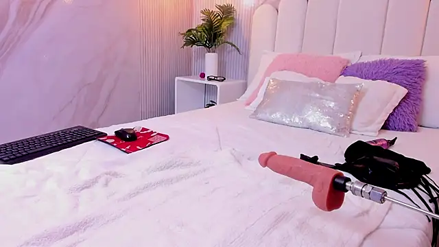 Carohorny4u online show from October 17, 1:47 pm