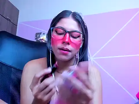  ALLYSON18  online show from December 22, 1:03 pm