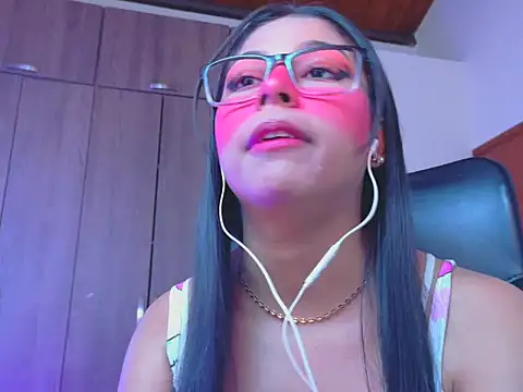  ALLYSON18  online show from March 7, 12:56 pm