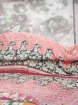 Puja-bhabhi01 online show from September 14, 2:37 pm