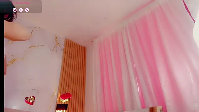 BrendaSquirtx online show from November 22, 5:26 pm