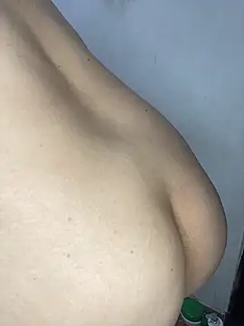 Nadia-melej online show from November 17, 9:37 pm