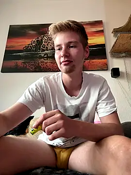 CDLukeLucy420 online show from September 22, 3:32 pm
