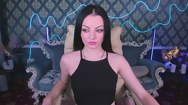 Daisy Delight online show from November 3, 8:02 pm