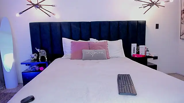 susyy7 online show from November 14, 2:33 am