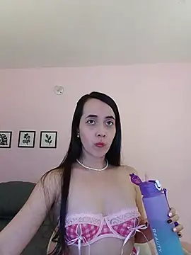 sophie pazz online show from June 5, 9:32 pm