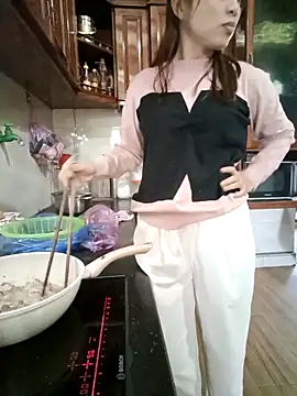 Fuckmehard2xx online show from November 13, 4:33 am