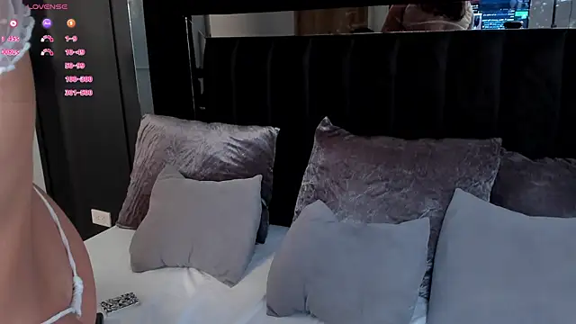 ellen gracee online show from March 30, 1:38 am