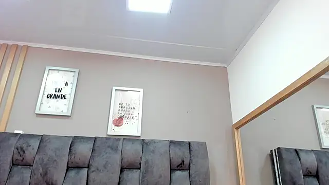 mariaa fernanda online show from September 23, 3:37 am