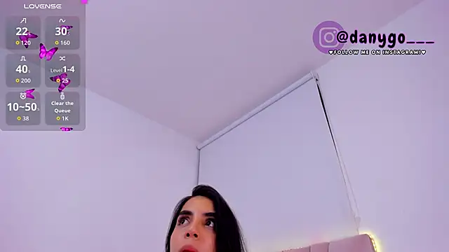 ZarianaEvanz online show from October 5, 10:59 pm