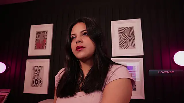 Sophia wilsonn  online show from April 15, 10:49 am