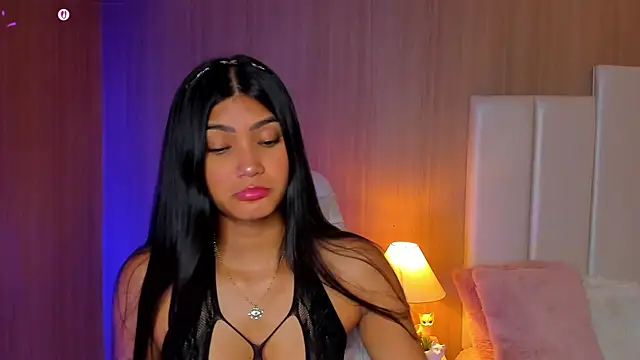 CaseyPiierce online show from November 5, 8:14 pm