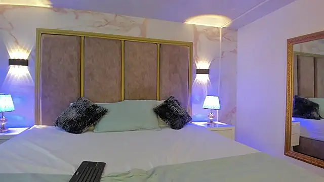 Susa1userma  online show from September 20, 7:56 pm