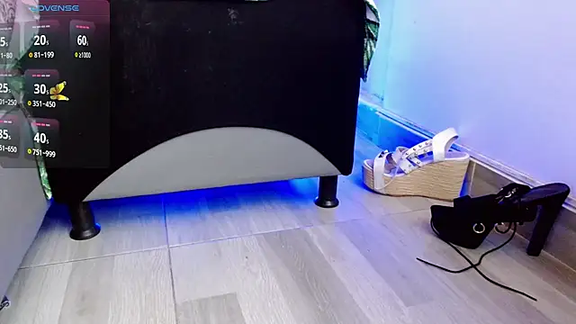 sara-bbc-dominant online show from September 19, 2:43 am