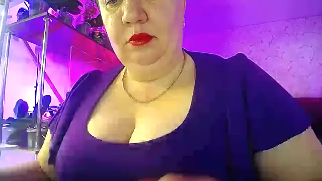  Sweet Woman online show from April 4, 6:01 am