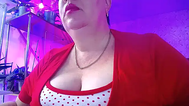  Sweet Woman online show from October 12, 5:10 am