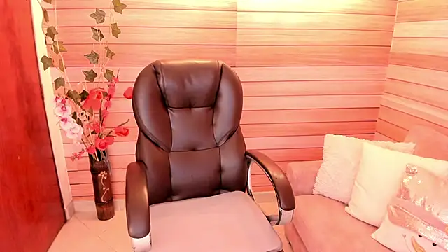 marien thomson  online show from November 21, 3:19 am