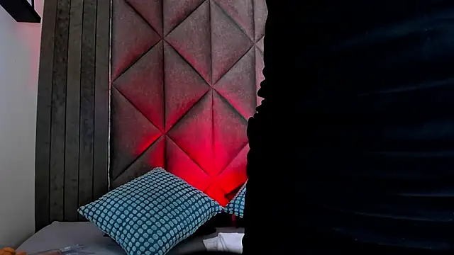 BriaConner  online show from March 24, 3:01 am