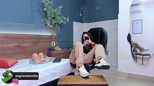 megan morgan01 online show from September 16, 12:02 pm