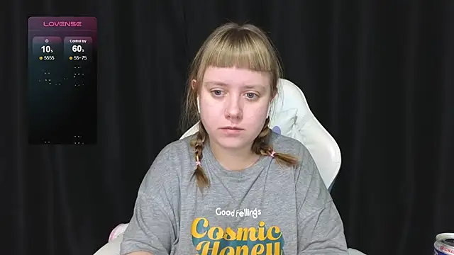 June shy0 online show from December 5, 8:03 am