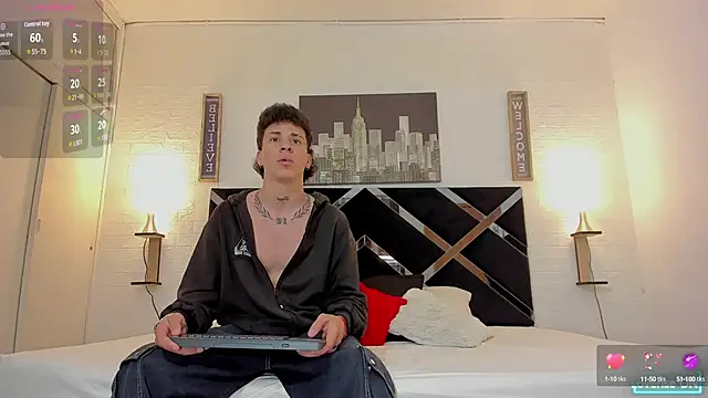 toyboys1 online show from September 10, 3:50 am