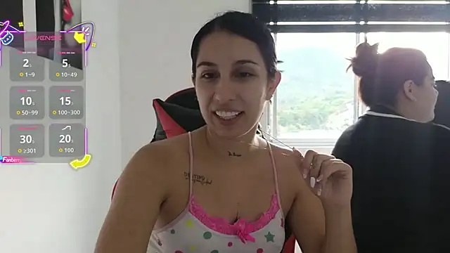 tammyandrade  online show from June 9, 11:53 am