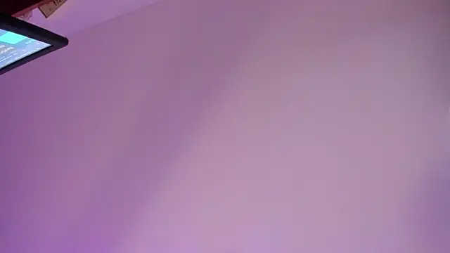 emiily15   online show from December 14, 6:35 pm