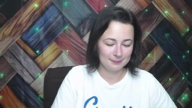 MarieSho online show from September 17, 5:00 pm